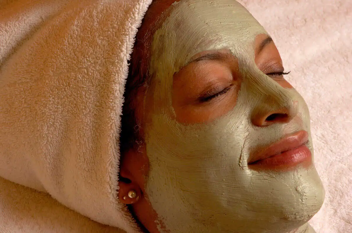 DiamondGlow Facial by Glo Bar Medspa in Costa Mesa, CA