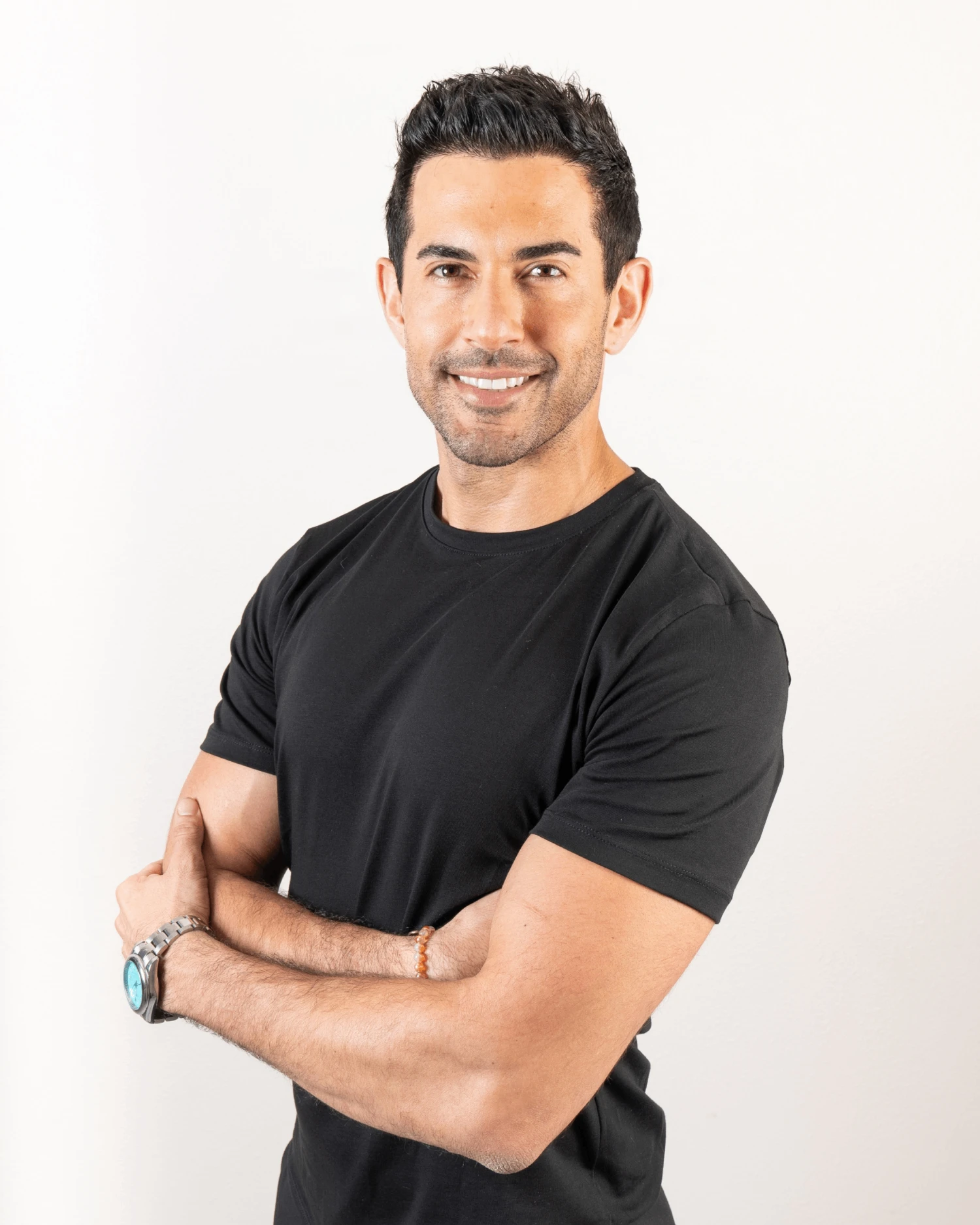 DR. MARK BERNARDI - Expert at Glo Bar Medspa